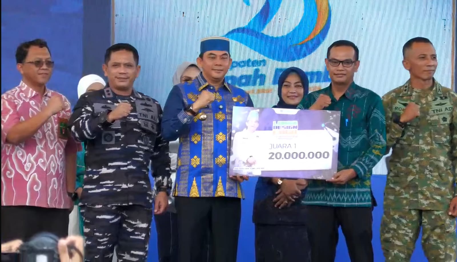 Iswadi Rauf Raih Juara 1 Lomba Desain Logo Hari Jadi ke-23 Tanah Bumbu 2026