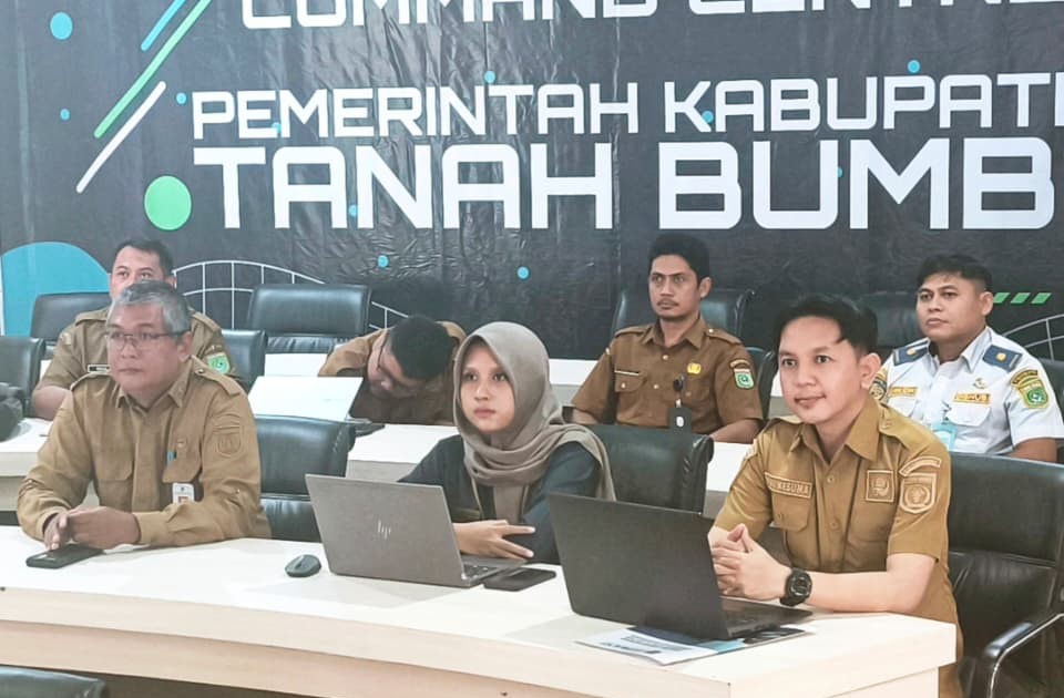 Rakor Pengendalian Inflasi Dirangkaikan Evaluasi Dukungan Pemerintah Daerah dalam Program 3 Juta Rumah
