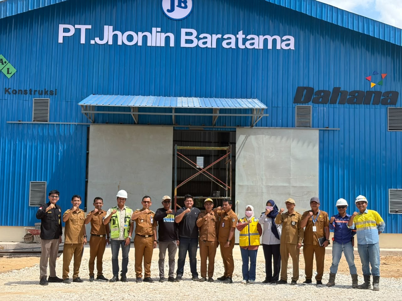 Dinas Perhubungan dan Dinas PUPR Laksanakan Survei Lapangan Rencana Pertambangan PT. Jhonlin Baratama di Kecamatan Angsana