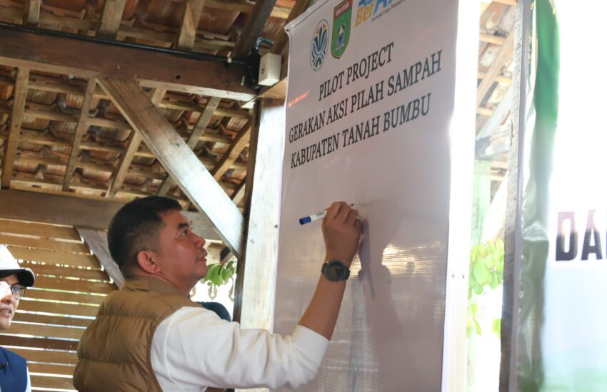Tanah Bumbu Canangkan Gerakan Pilah Sampah di Hari Jadi ke-23 dan Peringatan Hari Bumi 2026